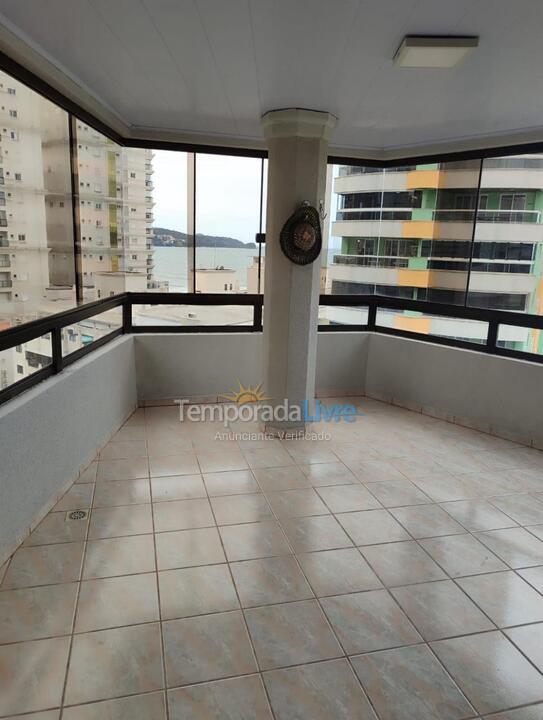 Apartamento para aluguel de temporada em Itapema (Meia Praia)