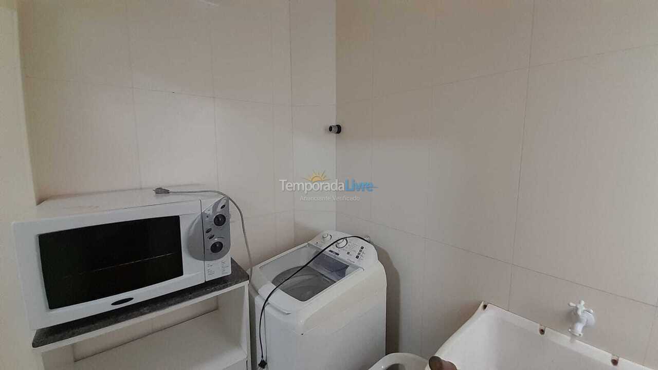 Apartamento para aluguel de temporada em Itapema (Meia Praia)