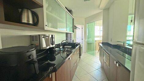 Locação Temporada segunda quadra 2 quartos centro Balneário Camboriú