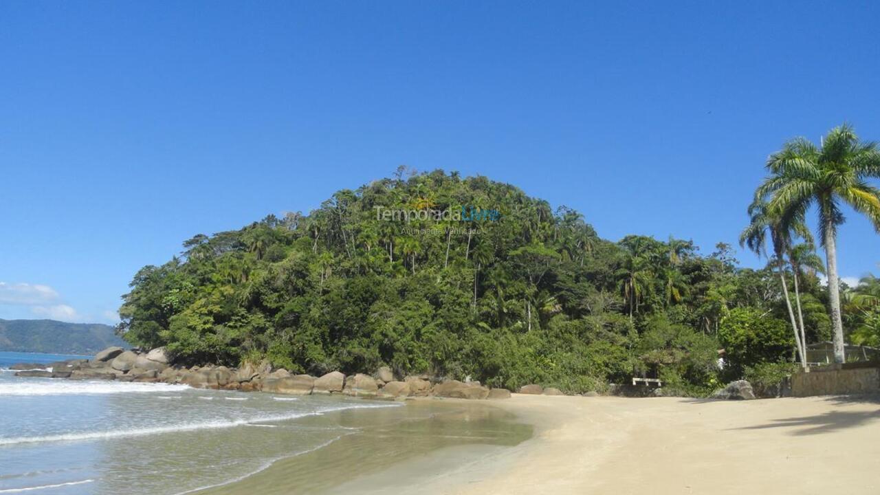 Casa para aluguel de temporada em Ubatuba (Praia do Lázaro)