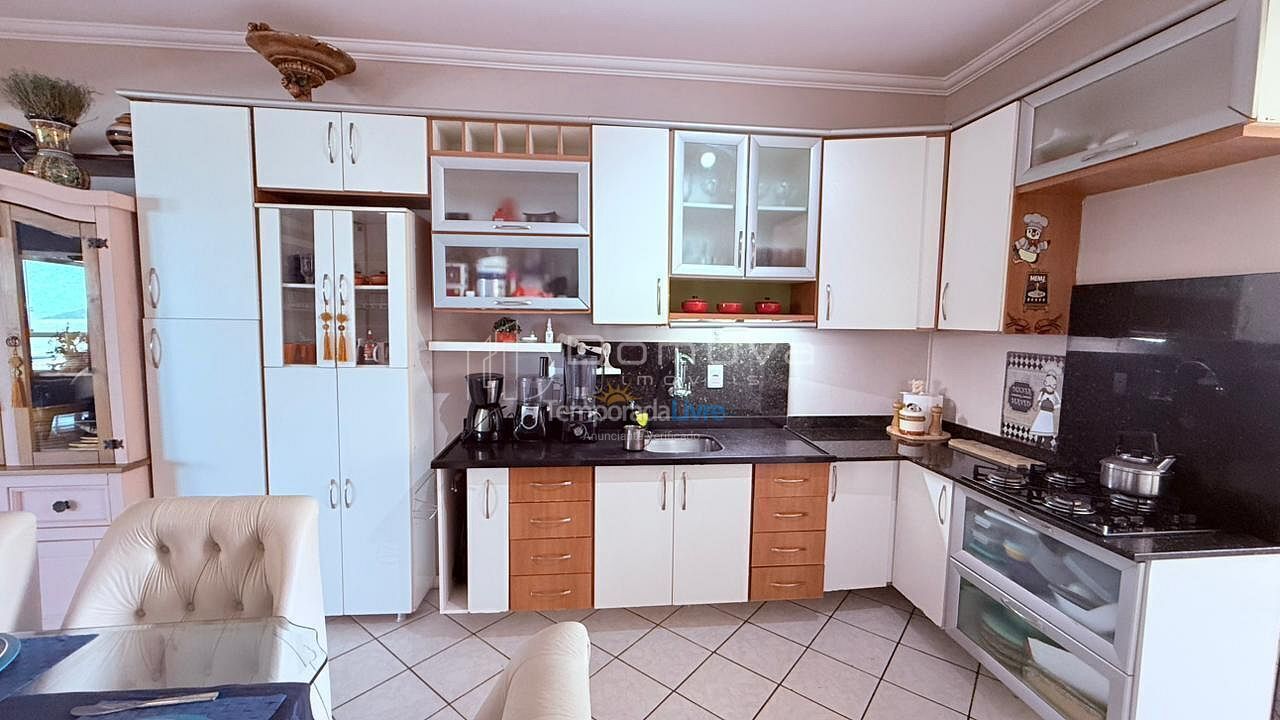 Apartamento para aluguel de temporada em Balneário Camboriú (Centro)