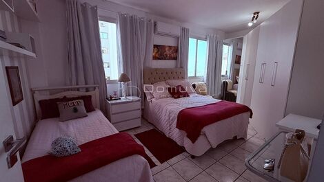 Locação Temporada frente mar 2 quartos, centro Balneário Camboriú