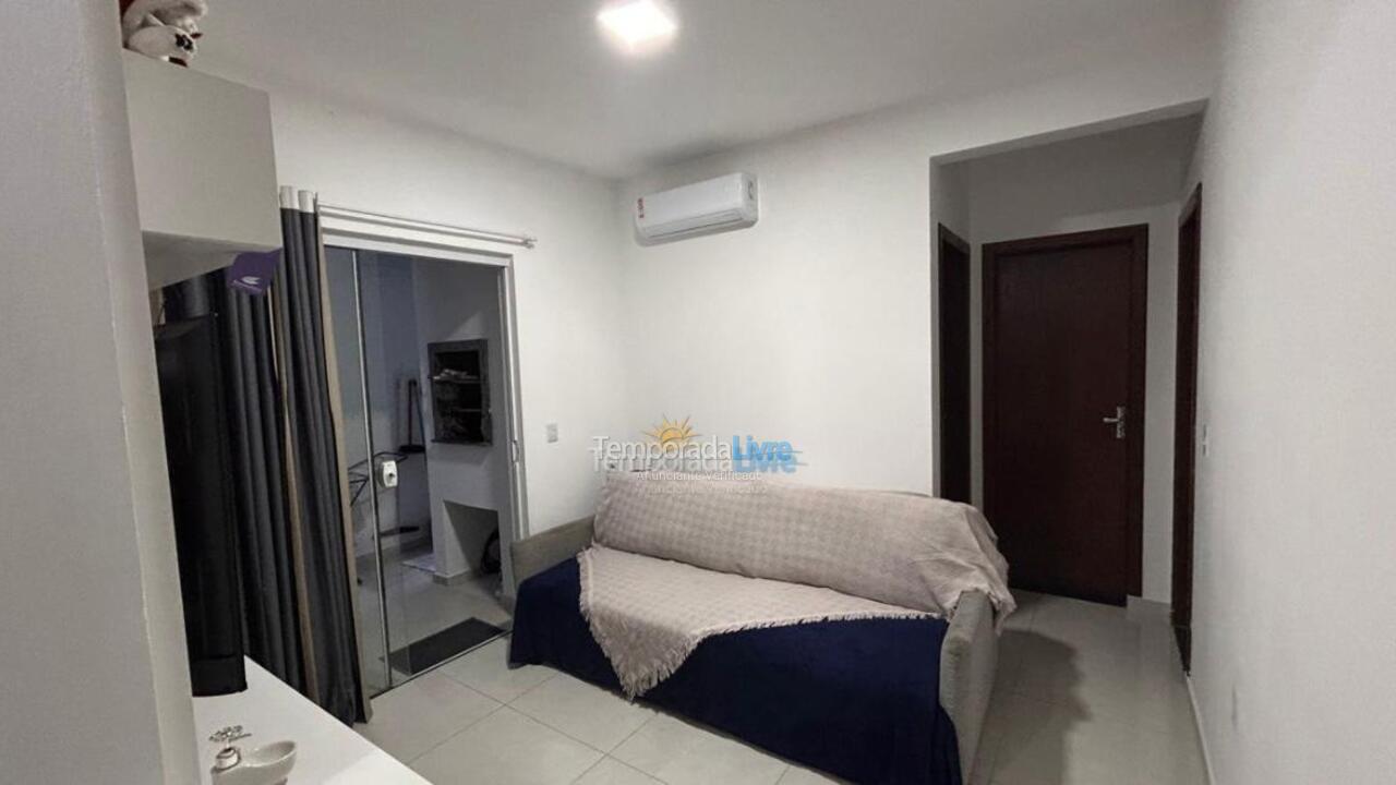 Apartamento para aluguel de temporada em Florianopolis (Praia dos Ingleses)