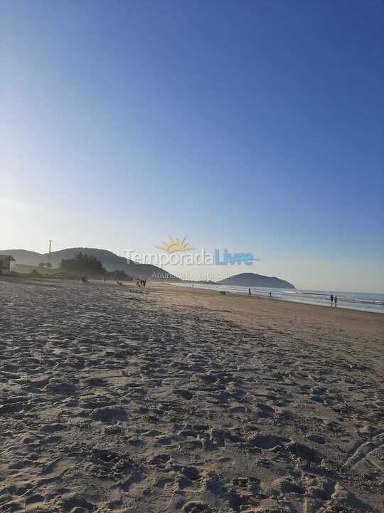 Casa para aluguel de temporada em São Francisco do Sul (Ubatuba)