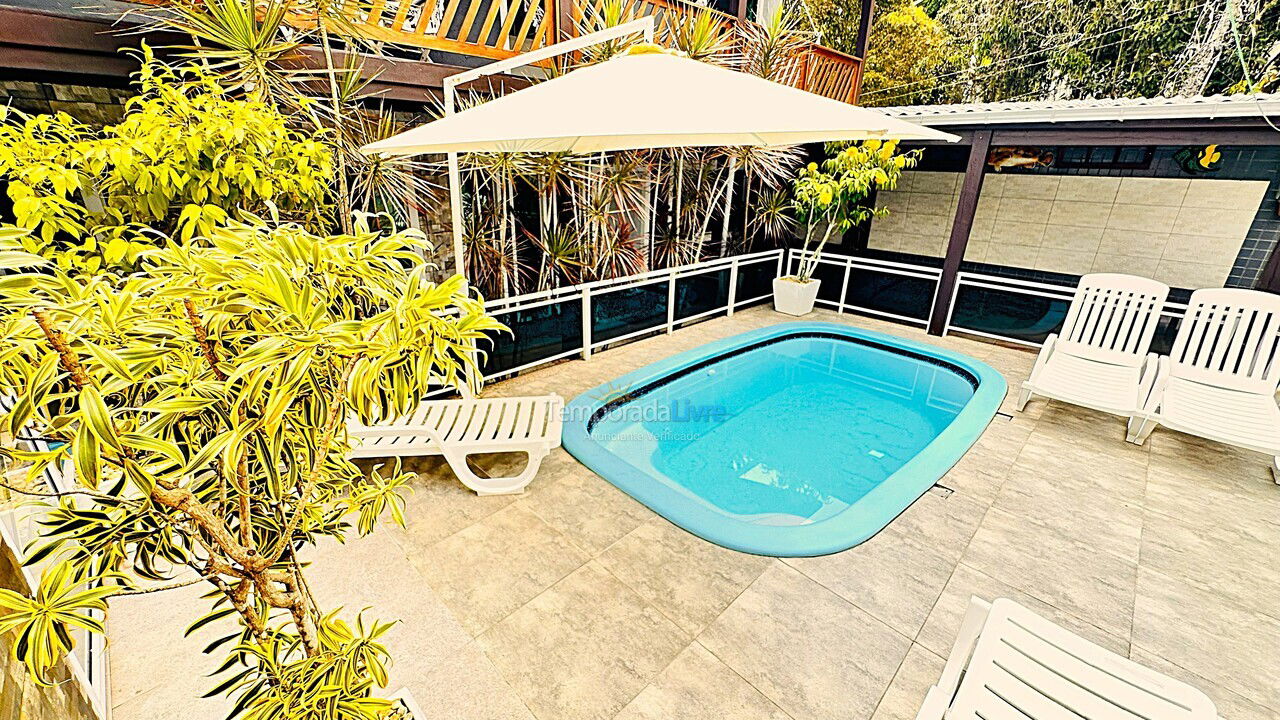 Área de piscina House for vacation rental in Florianópolis (Lagoinha)