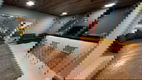 Adosado con piscina en Matinhos, prox playa con wifi para 12 personas