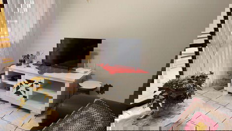 Excelente Apartamento Meia Praia