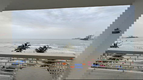 Apartamento para alugar em Guarujá - Pitangueiras