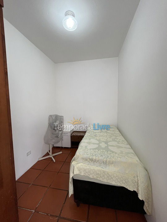 Terceiro quarto  Apartamento para aluguel de temporada em Guarujá (Pitangueiras)