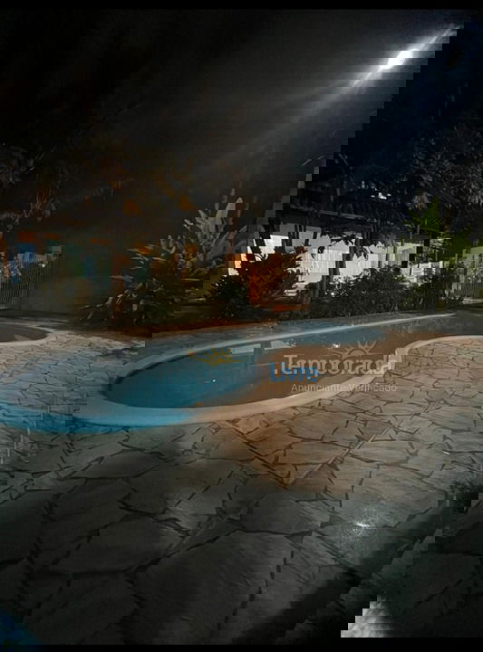 Casa para aluguel de temporada em Balneário Camboriú (Centro)