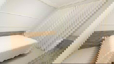 Apartment for rent in front of the sea with 4 suites in the center of Itapema