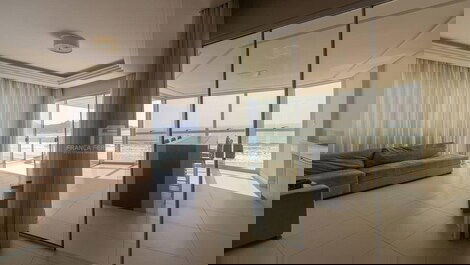 Apartment for rent in front of the sea with 4 suites in the center of Itapema