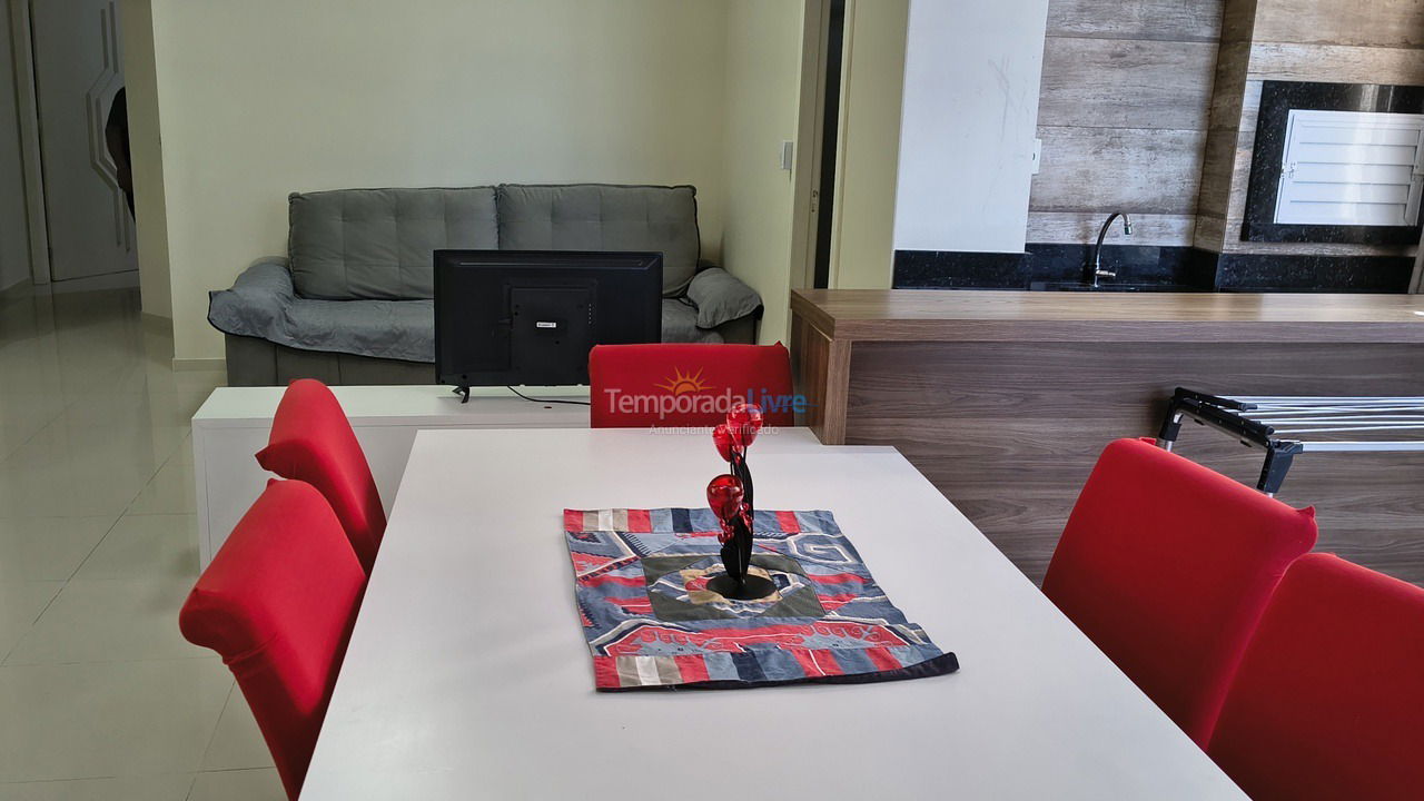 Sala de jantar Apartamento para aluguel de temporada em Itapema (Meia Praia)