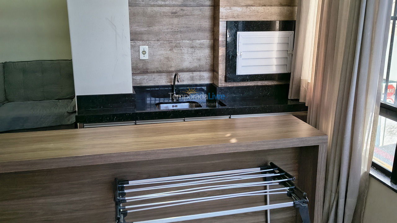 Churrasqueira  Apartamento para aluguel de temporada em Itapema (Meia Praia)