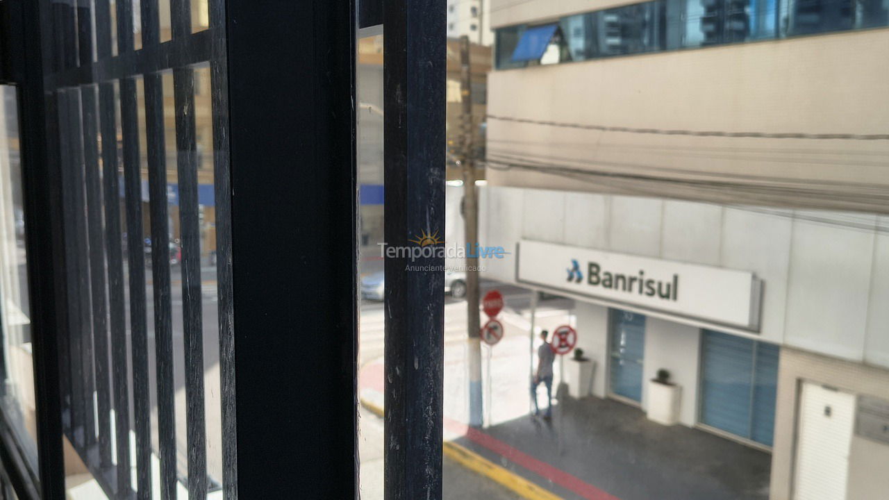 Vista da sacada Apartamento para aluguel de temporada em Itapema (Meia Praia)