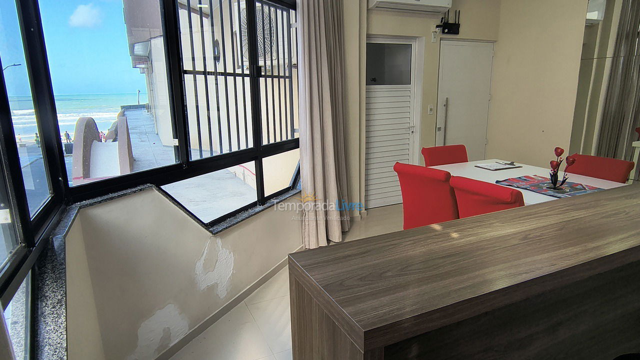 Vista da sacada Apartamento para aluguel de temporada em Itapema (Meia Praia)