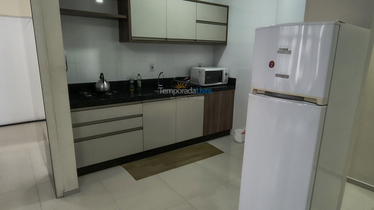 Cozinha  Apartamento para aluguel de temporada em Itapema (Meia Praia)