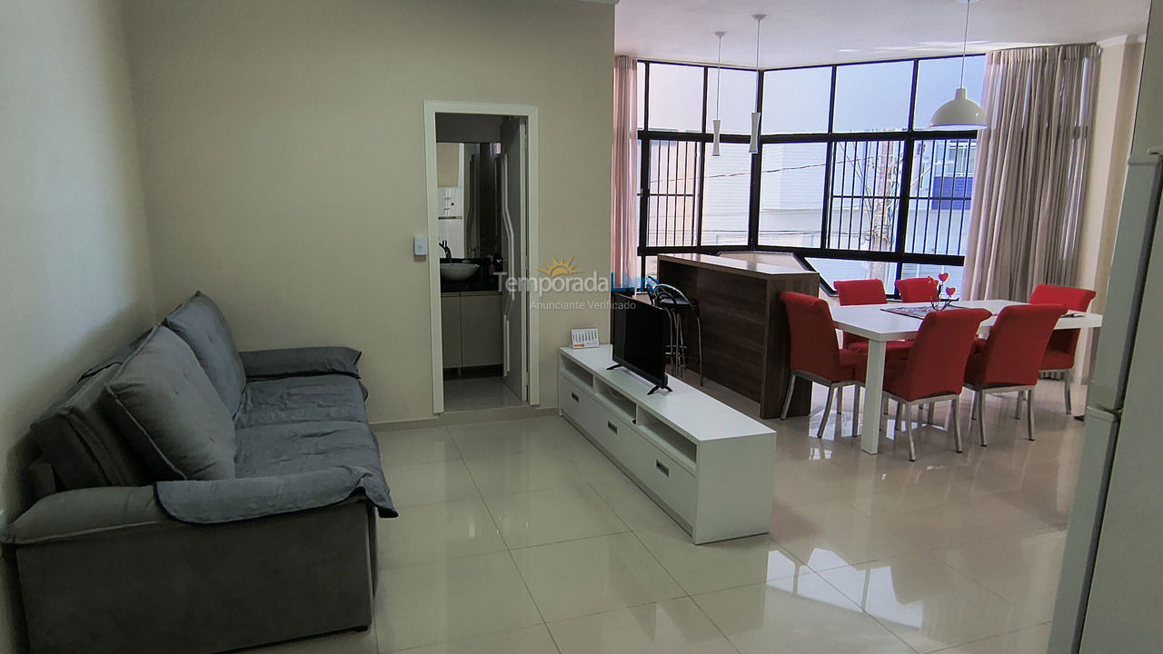 Sala de estar Apartamento para aluguel de temporada em Itapema (Meia Praia)