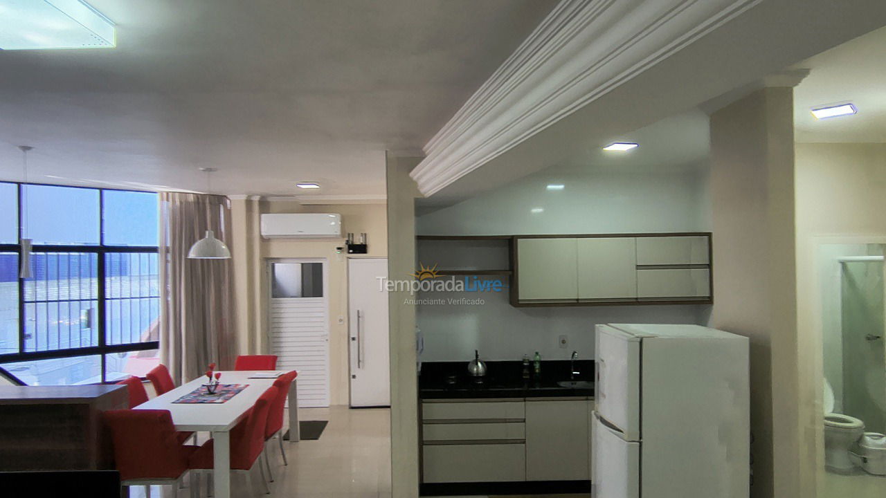 Cozinha Apartamento para aluguel de temporada em Itapema (Meia Praia)