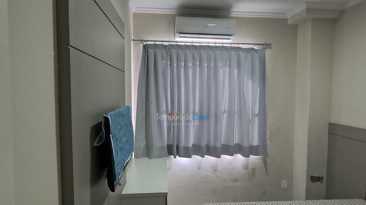 Suíte 2 Apartamento para aluguel de temporada em Itapema (Meia Praia)