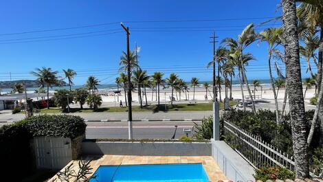WONDERFUL HOUSE IN FRONT OF THE BEACH