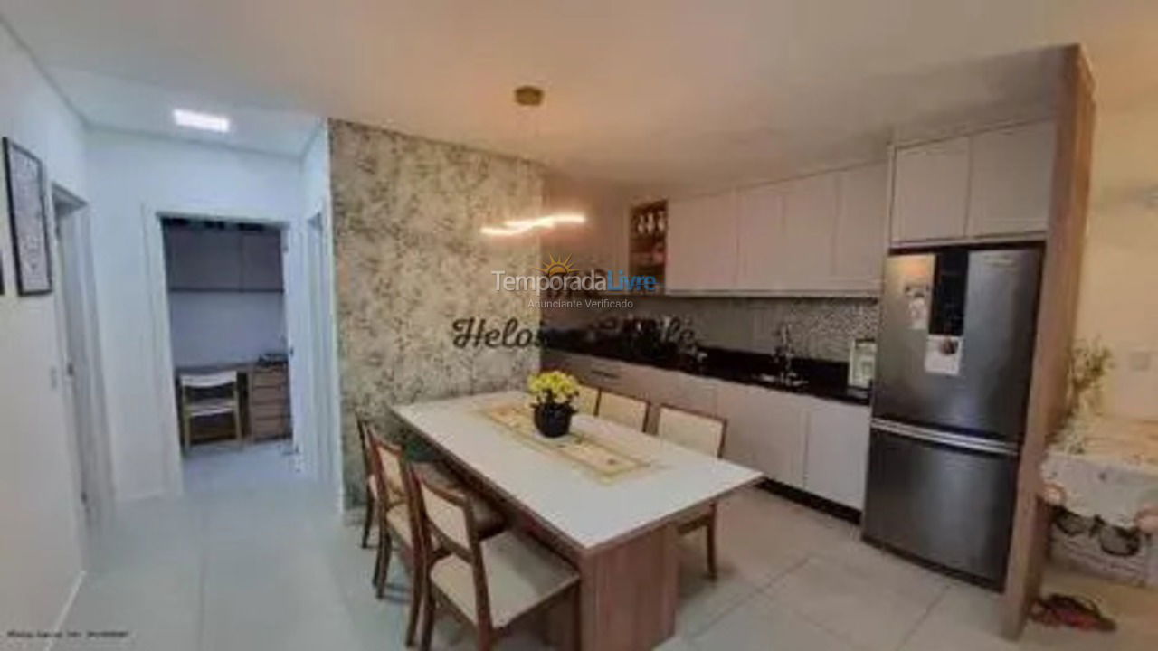 Apartamento para aluguel de temporada em Florianopolis (Praia dos Ingleses)