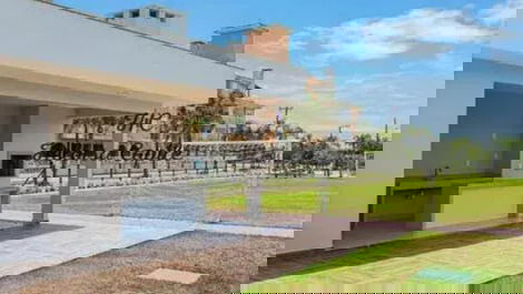 ✨ Apartamento premium en un condominio estilo resort • A 500 m de la playa con piscina