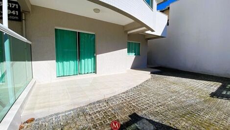 GROUND FLOOR APARTMENT ON AVENIDA PRAIA CANTO GRANDE