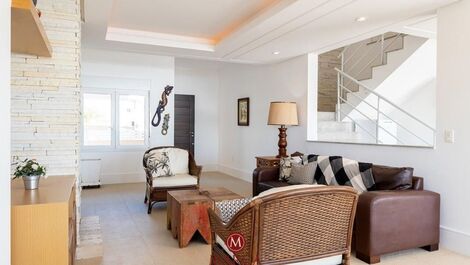 CA016 - CASA PÉ NA AREIA EM CANTO GRANDE