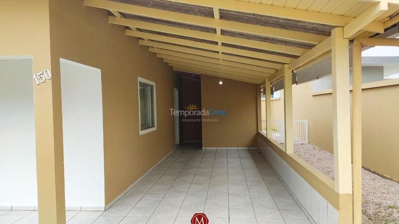 Casa com piscina House for vacation rental in Bombinhas (Canto Grande)