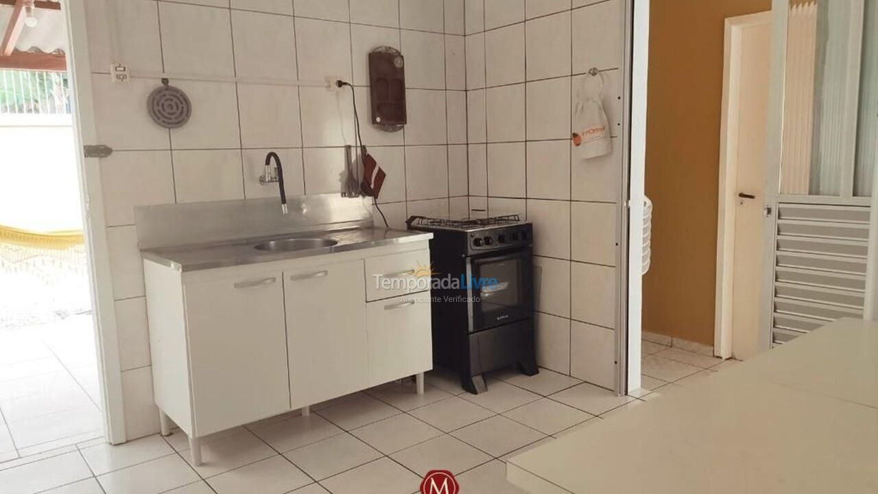 Casa com piscina House for vacation rental in Bombinhas (Canto Grande)