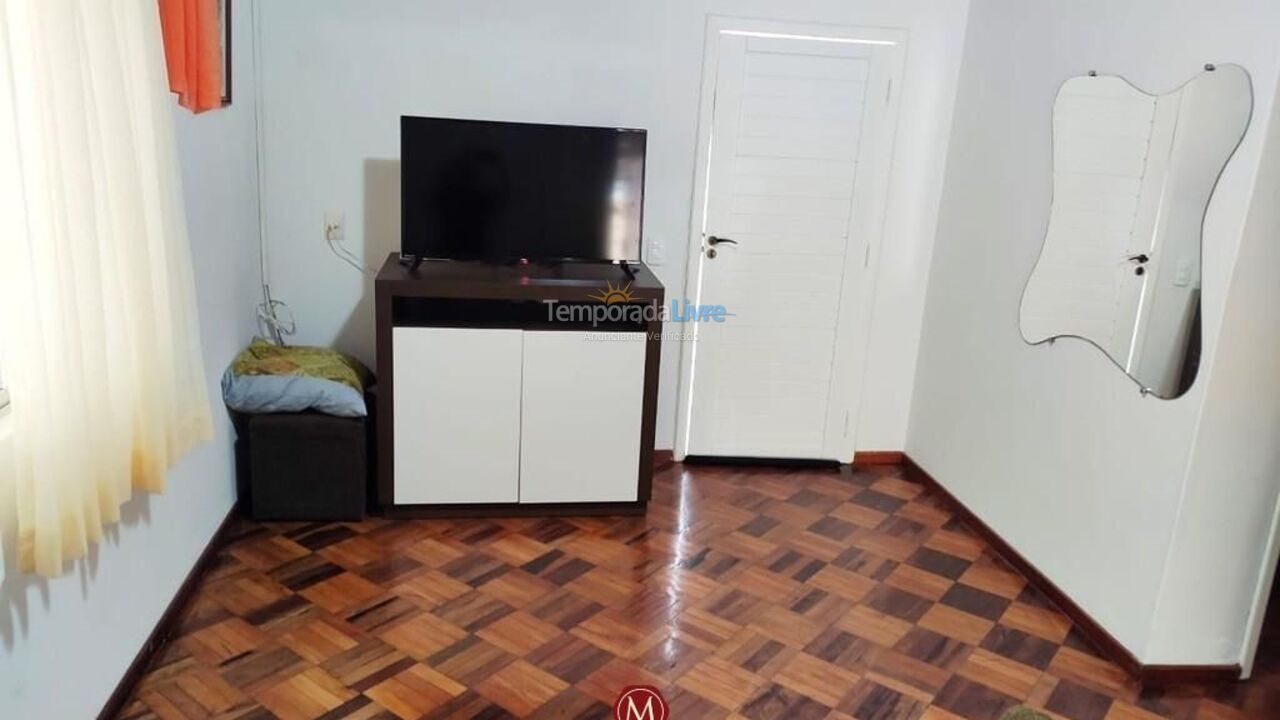 Casa com piscina House for vacation rental in Bombinhas (Canto Grande)