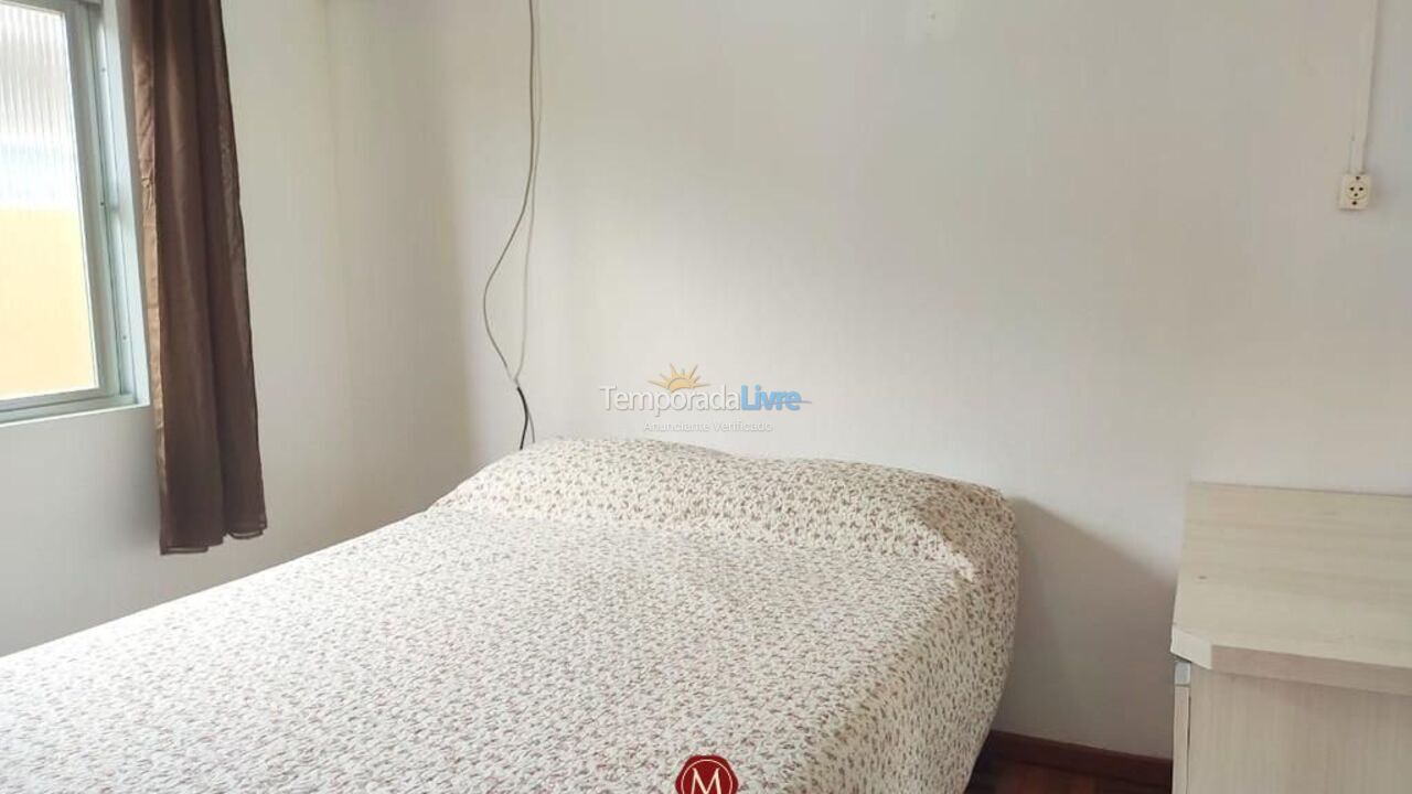 Casa com piscina House for vacation rental in Bombinhas (Canto Grande)