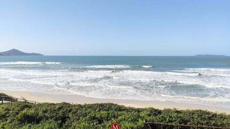 ÁTICO FRENTE AL MAR EN LA PLAYA DE CANTO GRANDE