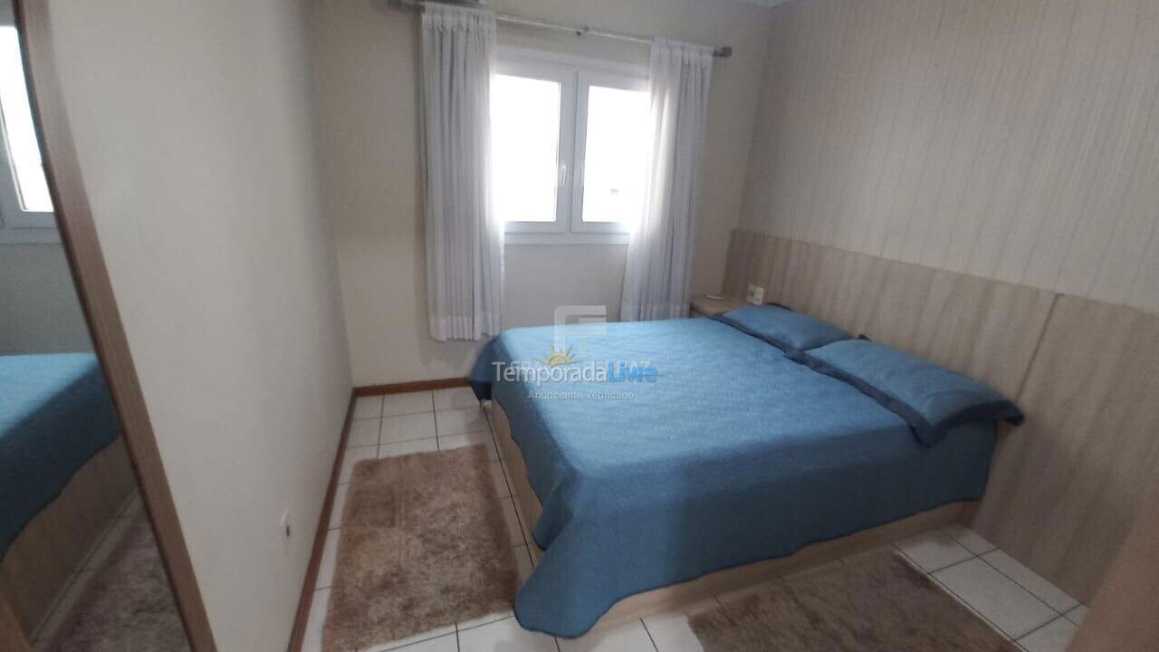 Apartment for vacation rental in Itapema (Centro)