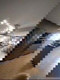 2-Bedroom Apartment for Season in the center of Itapema