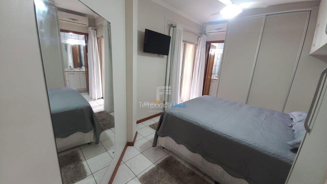 Apartment for vacation rental in Itapema (Centro)
