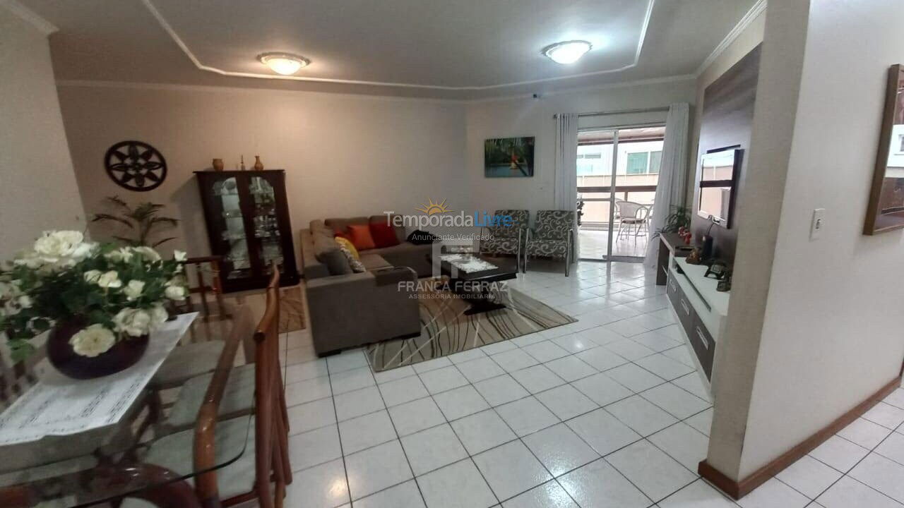 Apartment for vacation rental in Itapema (Centro)