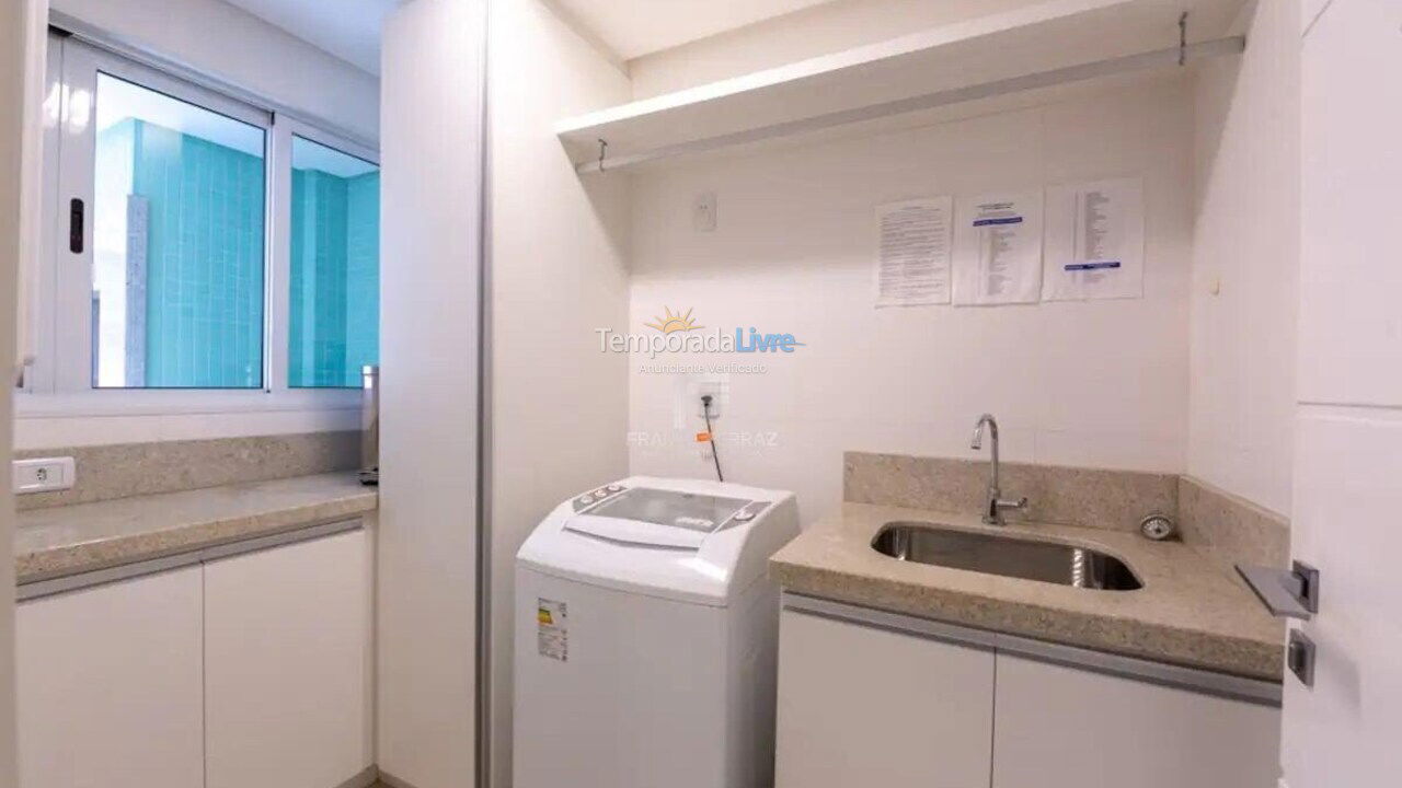 Apartamento para aluguel de temporada em Itapema (Centro)