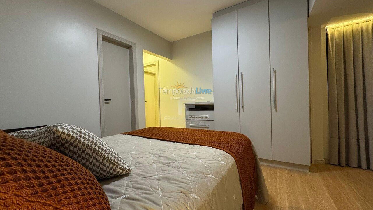 Apartment for vacation rental in Itapema (Centro)