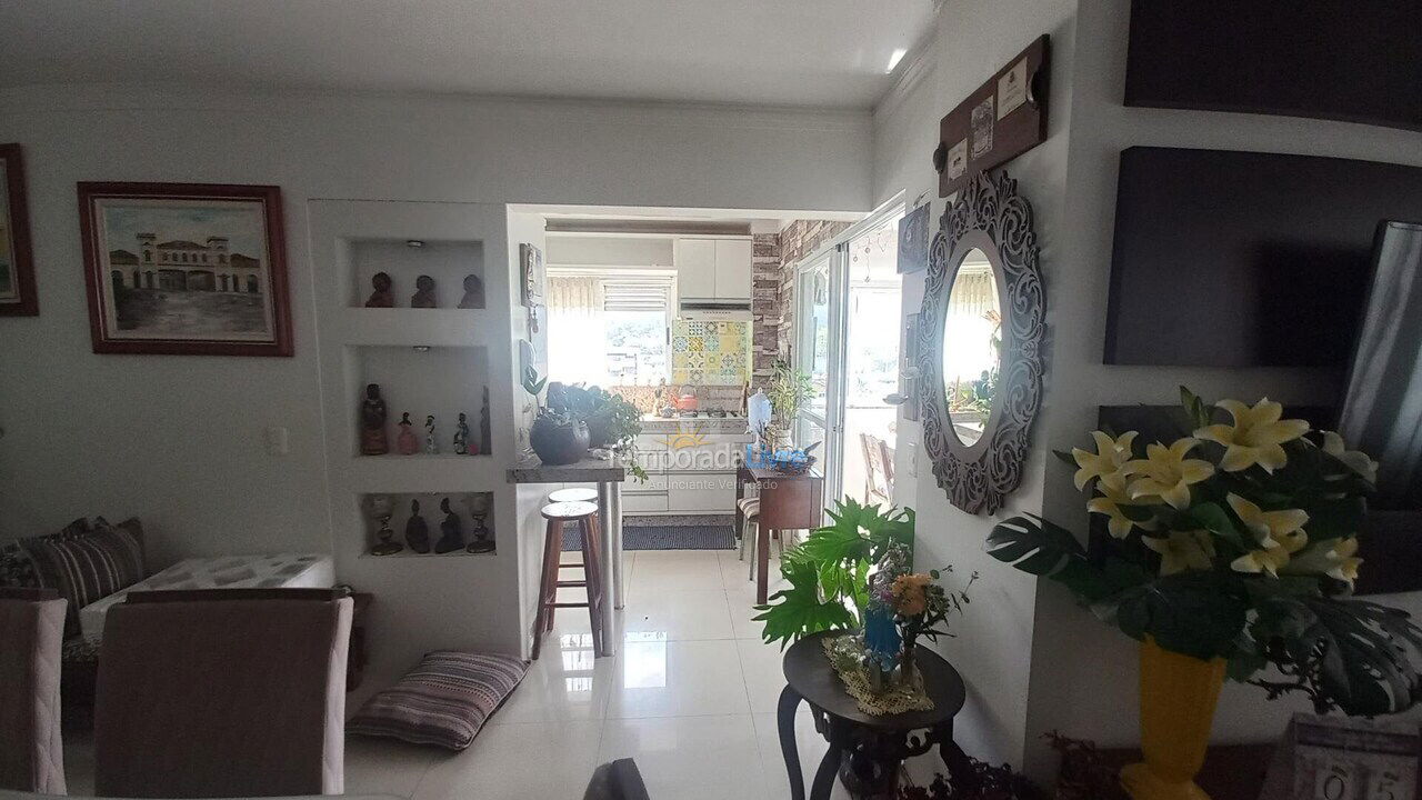 Apartamento para aluguel de temporada em Itapema (Centro)