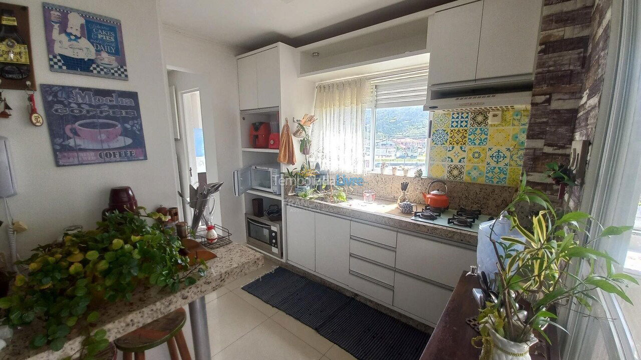 Apartamento para aluguel de temporada em Itapema (Centro)