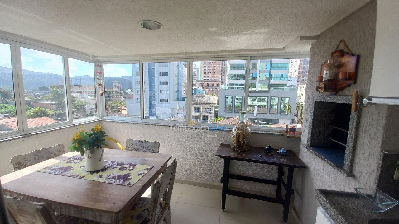Apartamento para aluguel de temporada em Itapema (Centro)