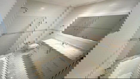 Apartamento frente al mar con 3 habitaciones en el centro de Itapema - alquiler...