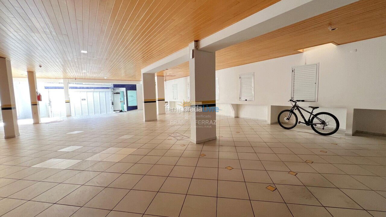 Apartamento para aluguel de temporada em Itapema (Centro)