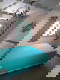 Casa em Condomínio 50mts da praia