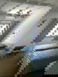 Casa em Condomínio 50mts da praia