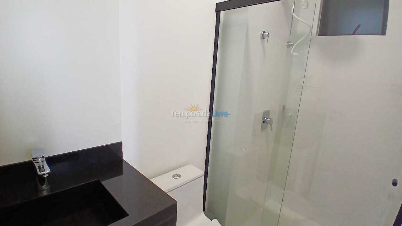 Apartamento para aluguel de temporada em Itapema (Morretes)