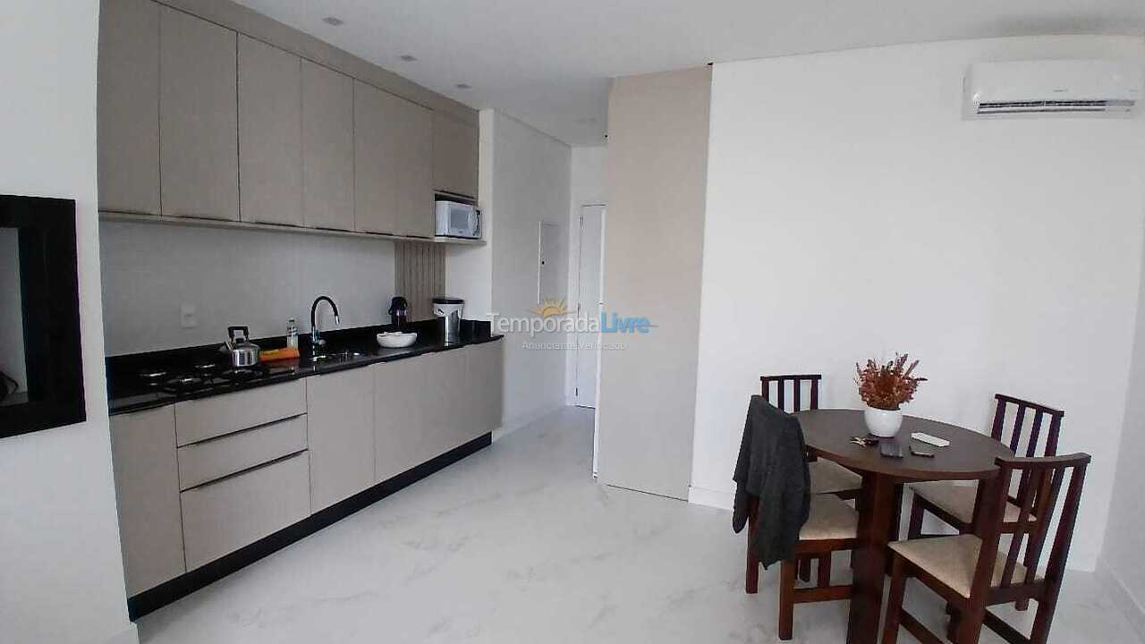 Apartamento para aluguel de temporada em Itapema (Morretes)