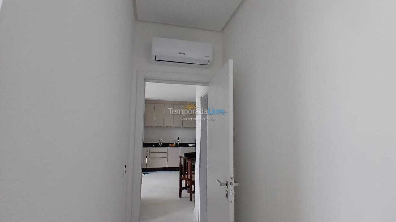 Apartamento para aluguel de temporada em Itapema (Morretes)